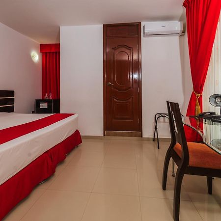 Hotel B'Liam Тумбес Екстер'єр фото