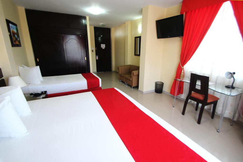 Hotel B'Liam Тумбес Екстер'єр фото